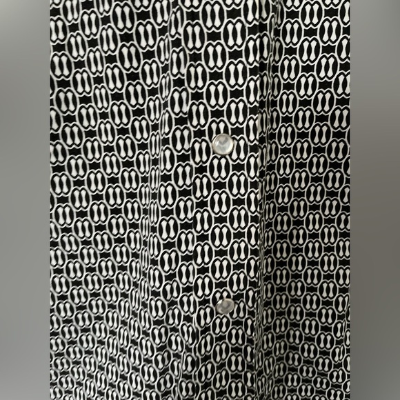 Club Monaco Pattern Print Button-down Collared Shirt - Picture 3 of 7